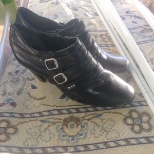 Womens dress shoes